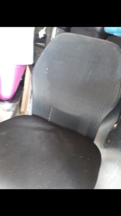 Black computer chair