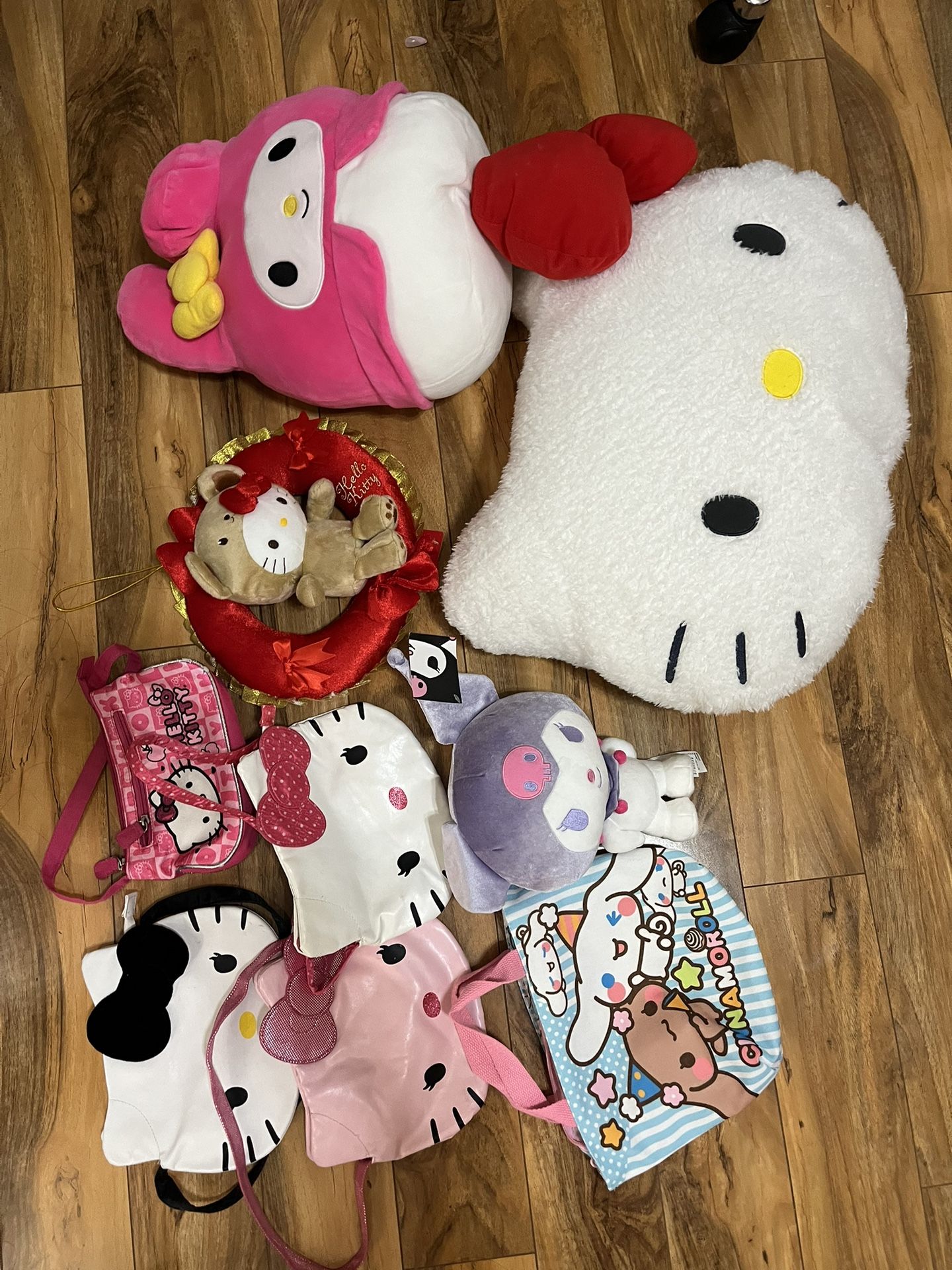 Hello kitty Sanrio Bundle