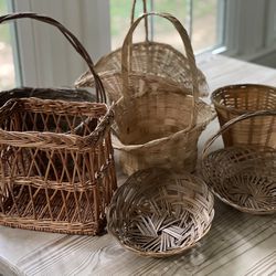 Lot of 7 Baskets, Variety of Sizes and Shapes