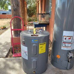 Electric Water Heaters 30 gal in good condition and warranty works great 19th Ave and baseline