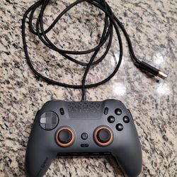 SCUF Envision Pro V2 PC Gaming Controller