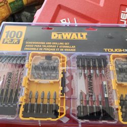 DeWalt 100 Pc Screwdriving and Drilling Bit Set, BRAND NEW