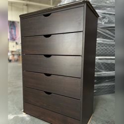 5 Drawer Dresser