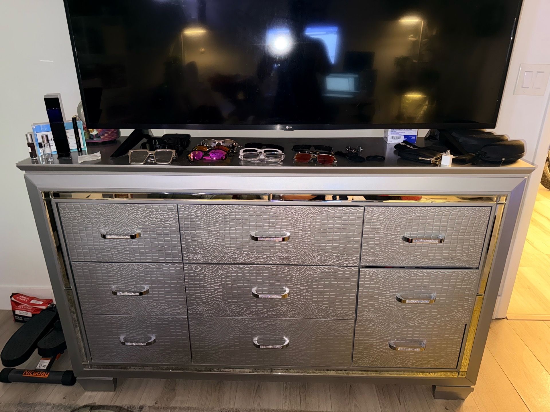 Silver 9 drawer dresser