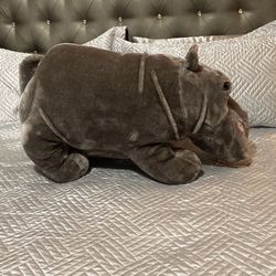 FREE.     HUTTO HIPPO Huge Henrietta Plush School Mascot EXTREMELY CLEAN LIKE-NEW