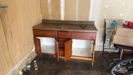 Kitchen cabinets