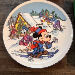 Vintage Schmid Walt Disney Limited Edition Plates (5)