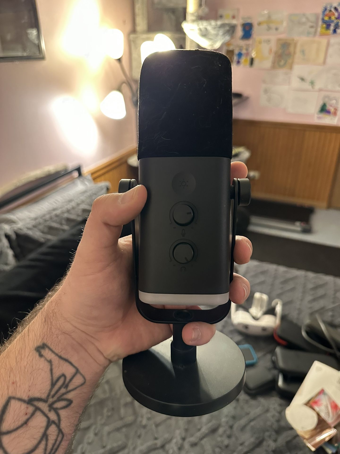 Led Gaming microphone