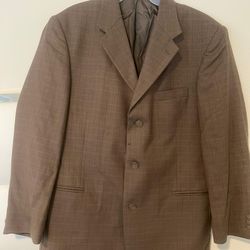 Men's suit size 42