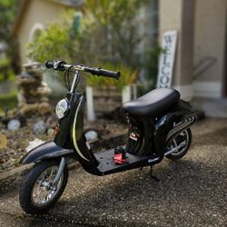 Black Razor Kid's Bike 