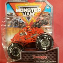 Monster Jam ThunderRoarUs Training Trucks Chase Series 41 1/64 Scale VHTF