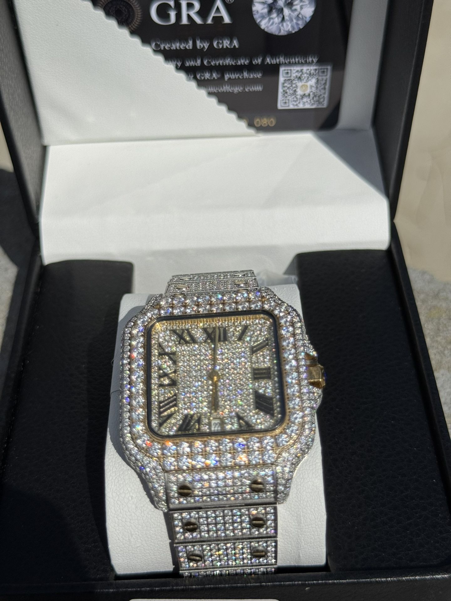 Moissanite 2 tone vvs1 gold & white gold 20ctw D color unbranded luxury watch