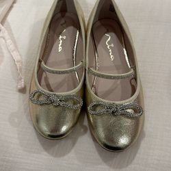 Girl Shoes size 3