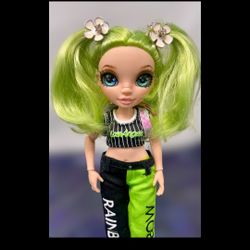 Rainbow High Junior High Jade Hunter Fashion Doll with Backpack