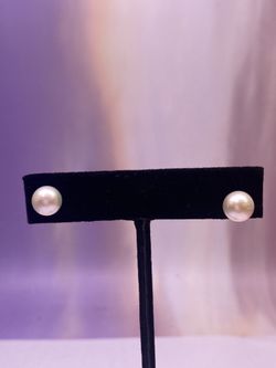 14K Pearl Studs Earring