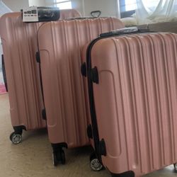 Luggage Set 3 Pcs Only 100$