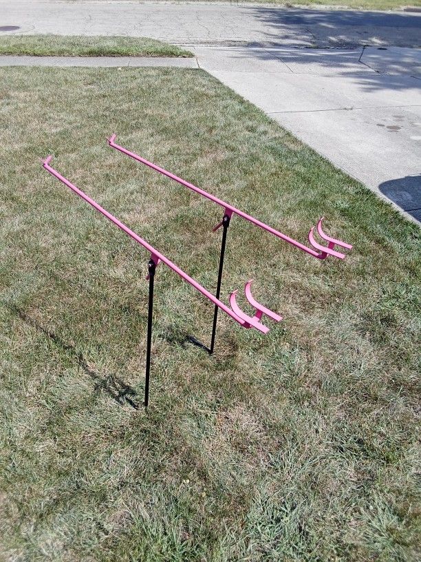 Fishing Bait Caster Reel And Rod Holder (Pink)