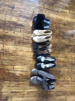 5 pairs of shoes