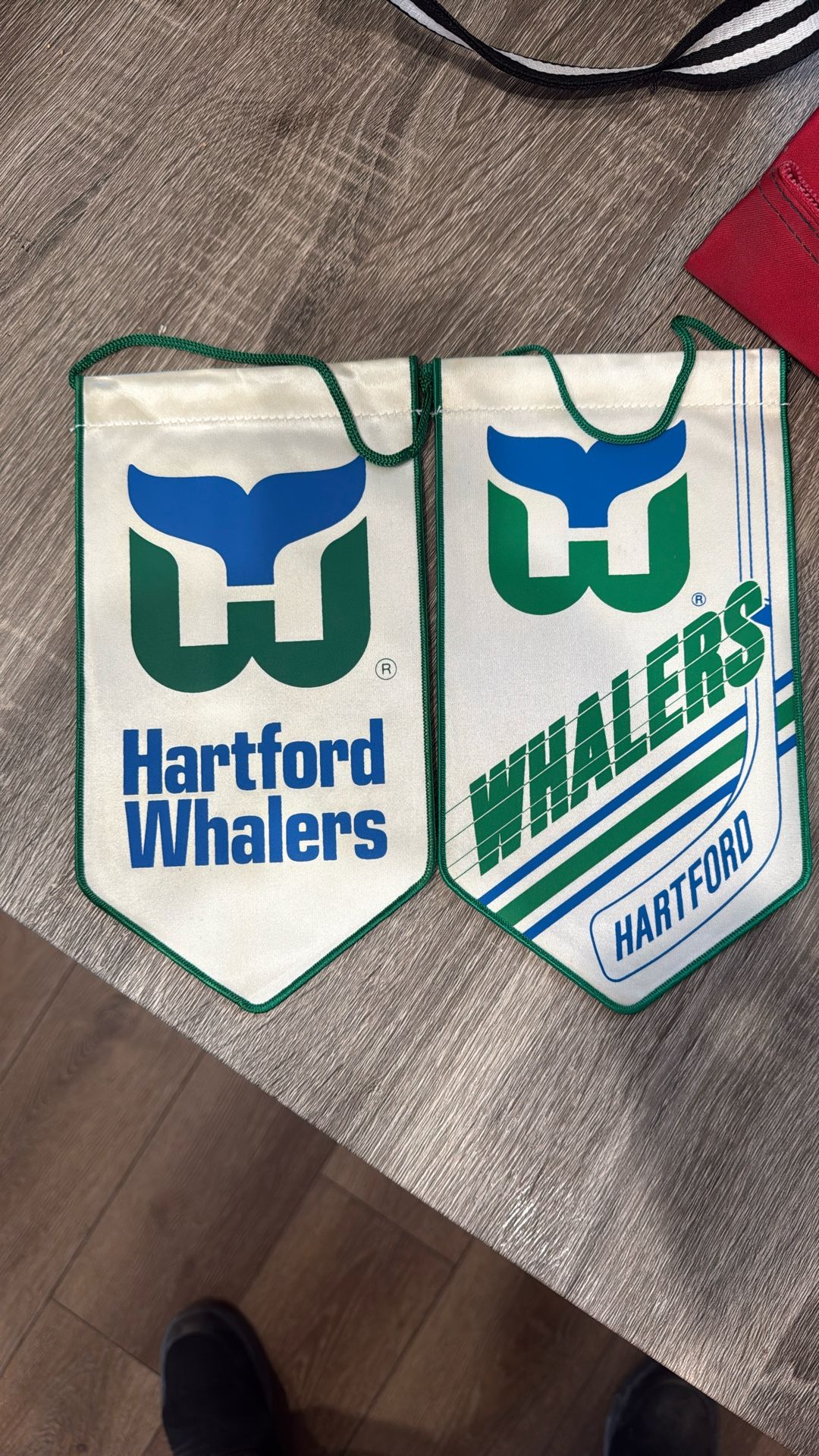 2 Hartford Whalers 10 X 6" Banners