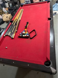 Free pool table
