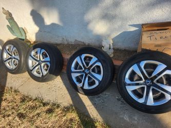Stock Tires off 2017 Honda civic