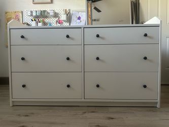 Bedroom dresser