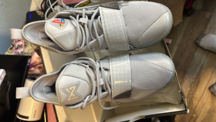 PlayStation Paul George PG 2.5