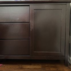Cabinet With Drawers 