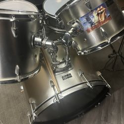 Complete Drum Set