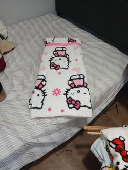 Hello Kitty Blanket 