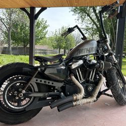 2014 Harley Davidson Sportster 48