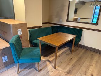 Emerald Green Velvet Dining Nook Set + Extra Chair