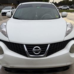 2013 Nissan Juke SV - $4,750