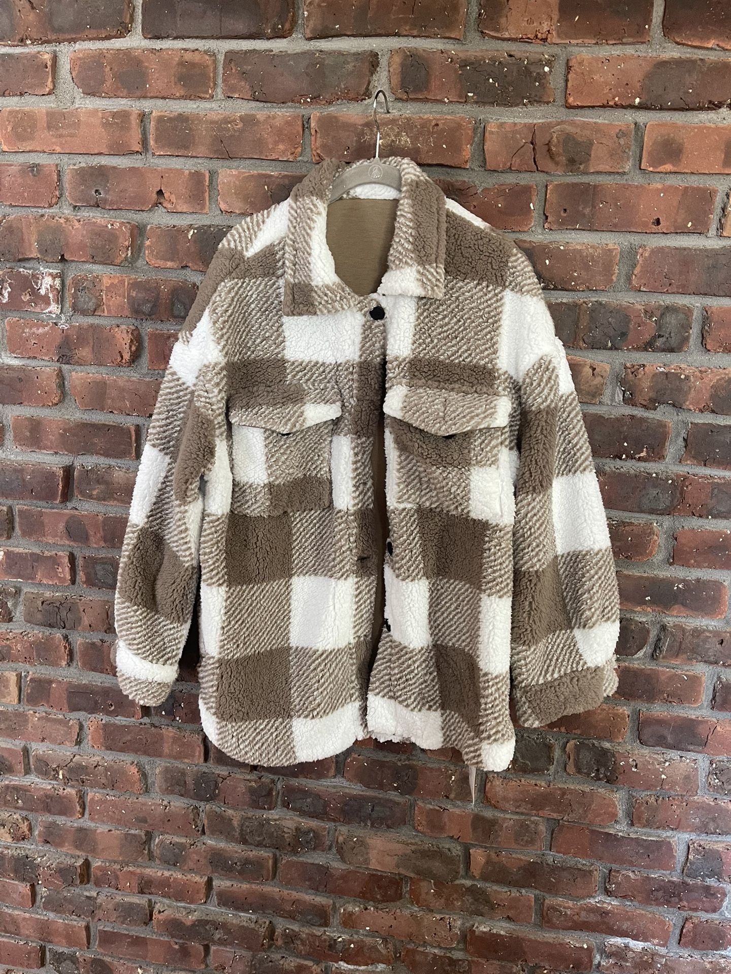 Halara Collared Button Chest Pocket Long Sleeve Curved Hem Color Block Casual Sherpa Jacket - NWT