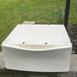 Whirlpool Washer Or Dryer Stand