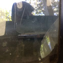Vw Bus And Bug Glass .Square Back,Ghia,and Convertible Bug