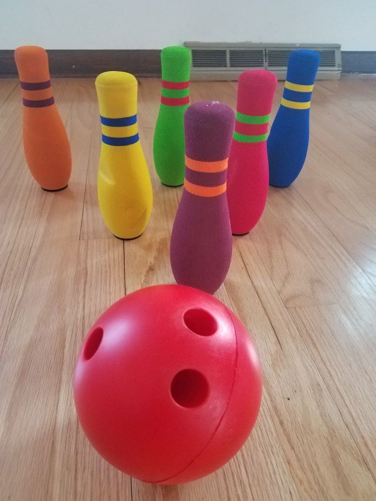 Gamenamics Sponge Bugs Kid Fun Bowling