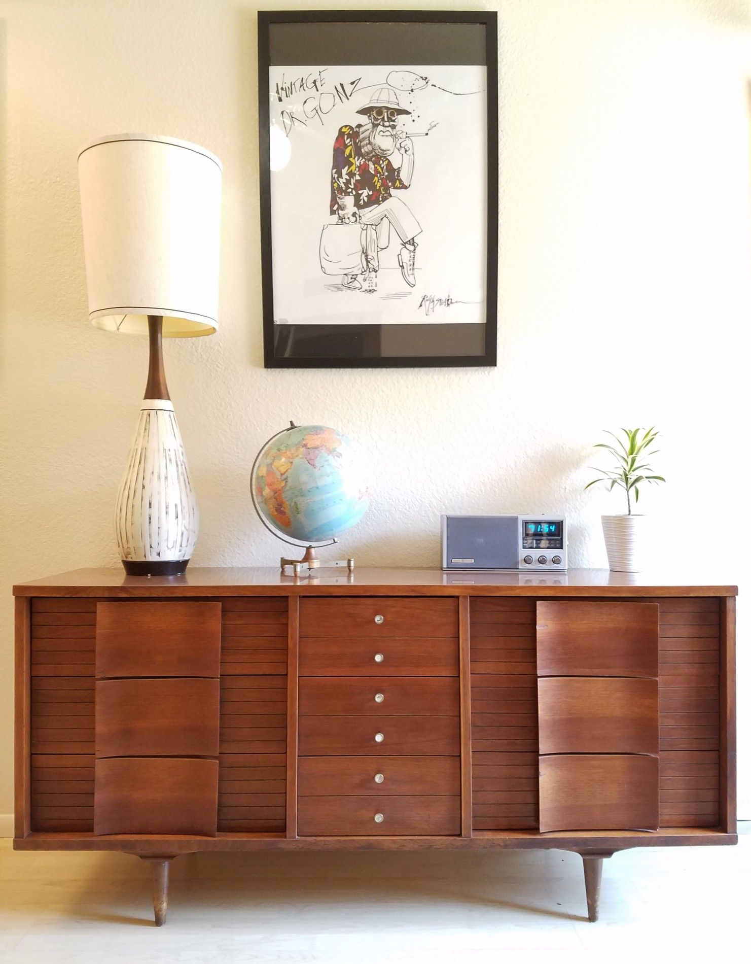 Mid Century Modern Johnson Carper Fashion Trend Dresser or Credenza