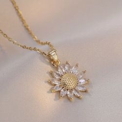 GORGEOUS SUNFLOWER BURST WITH CUBIC ZIRCONIA & CHAIN