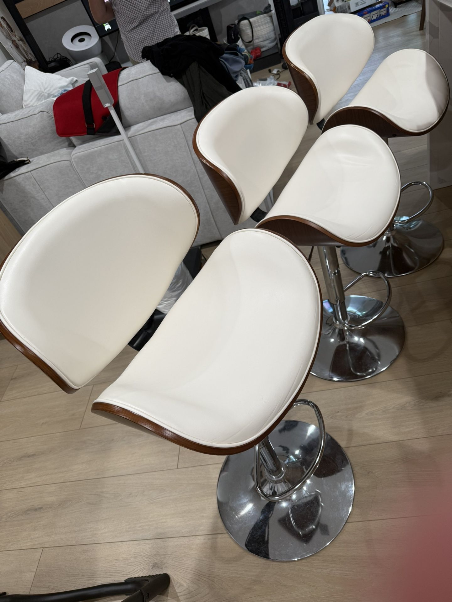 Bar Stool (Set Of 3 Swivel)