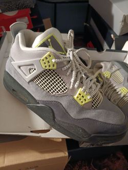 Air Jordan 4 Retro SE Neon 95 Sneakers