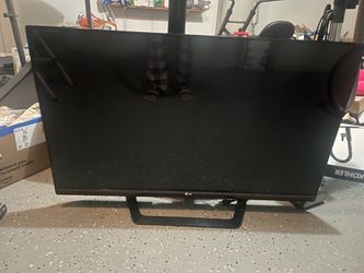LG 47” Smart LED TV (Model 47LM6400)  and Glass TV Stand