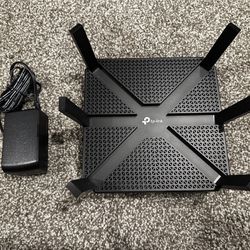 TP-Link Archer C4000 Tri-Band WiFi Router – Excellent Condition