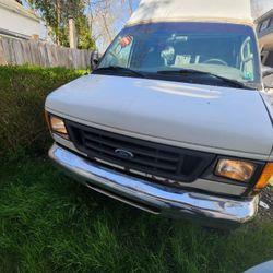 2006 Ford E350