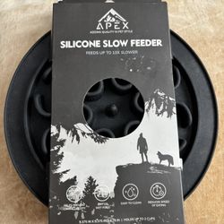 Silicone Dog Feeder