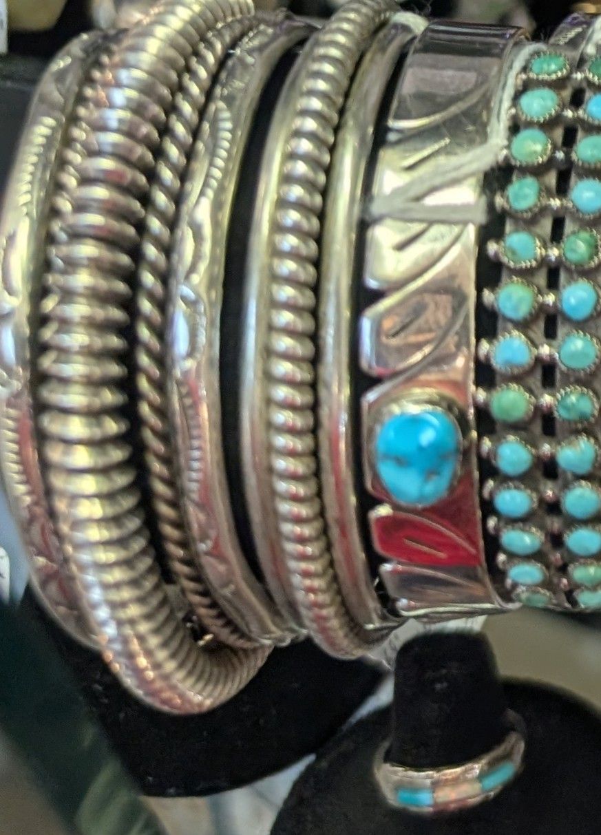 Old Pawn Navajo Sterling Silver Slim Rope Twist Center Cuff Bracelet