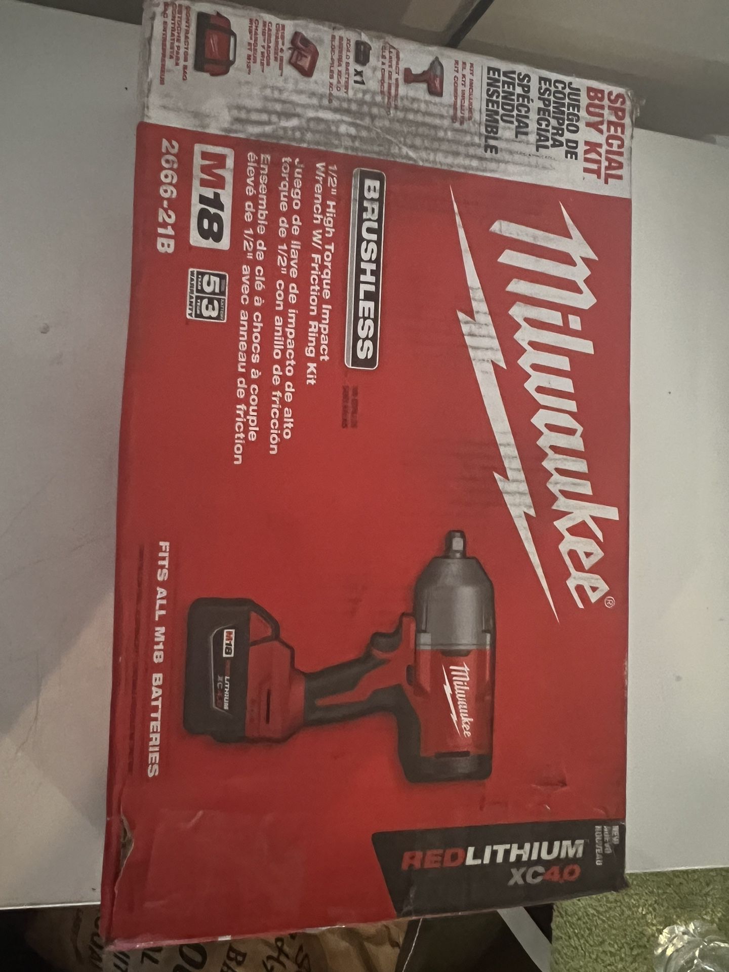 Milwaukee 1/2 High Torque Impact Wrench With Friction Ring Kit 