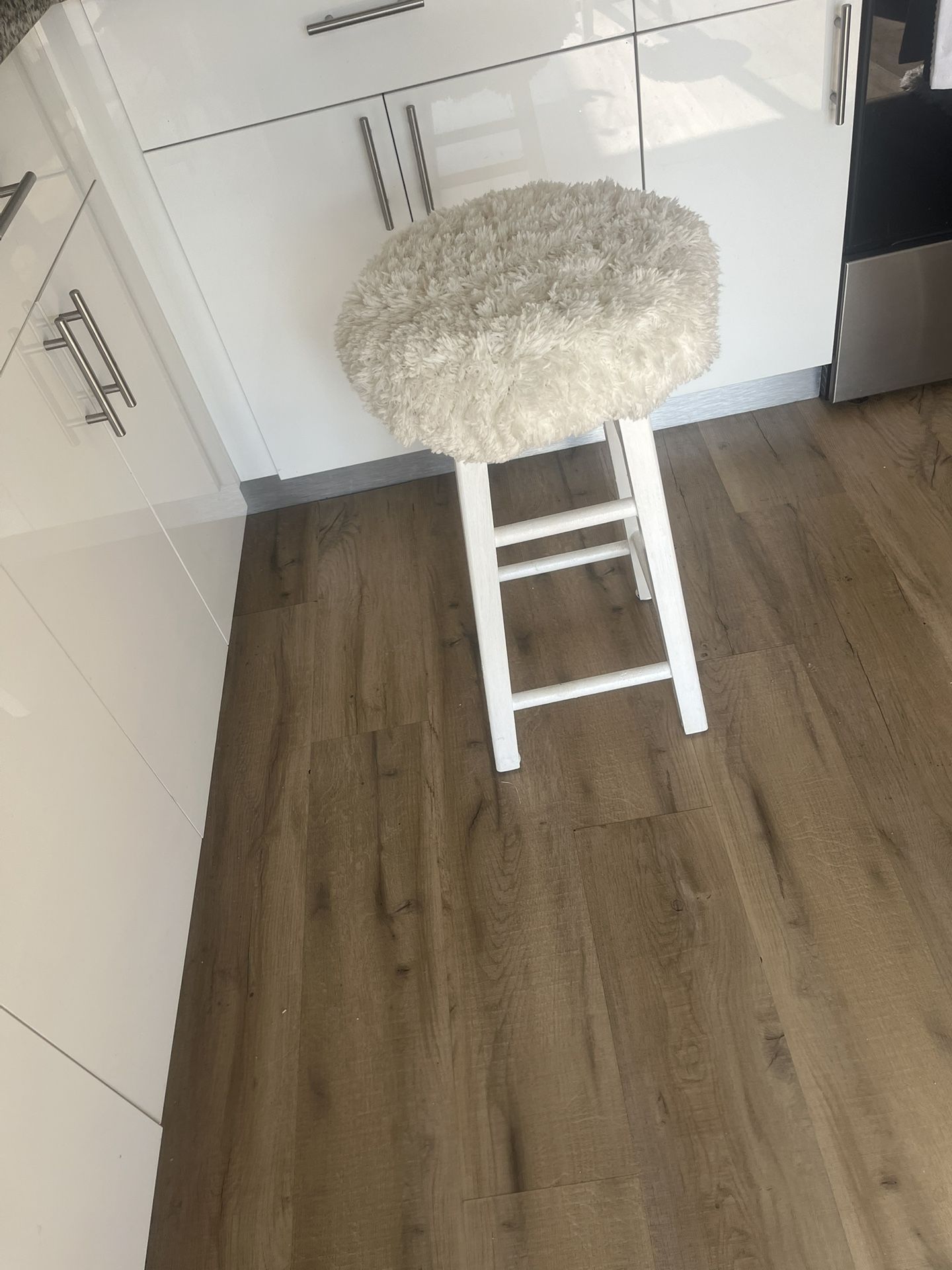 Recovered Plain Small Stool W/pretty White fuzzy material