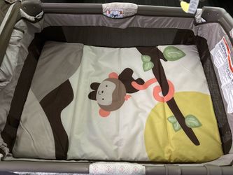 FISHER PRICE DELUXE PLAYPEN ‼️ IN LIKE NEW CONDITION ‼️