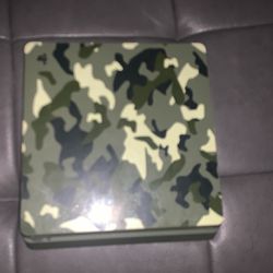 Camouflage PlayStation 4